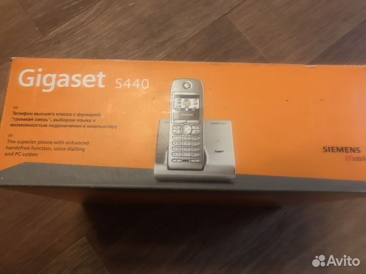 Стационарный радиотелефон Siemens Gigaset s440