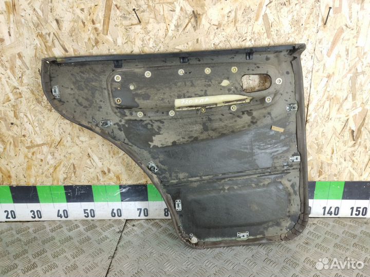 Обшивка двери задней правой Kia Sportage 1993 2006