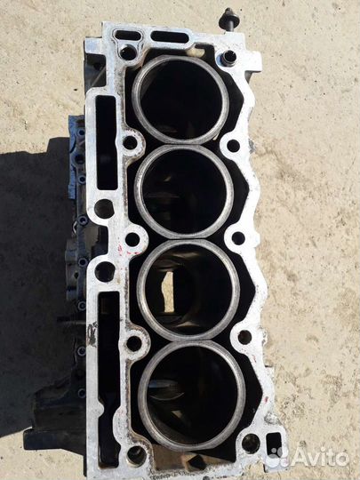 Блок цилиндров Peugeot 207 1.4 ET3J4