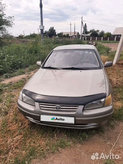 Toyota Camry 2.2 AT, 2000, 310 000 км