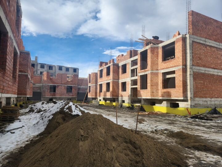 2-к. квартира, 67 м², 1/4 эт.