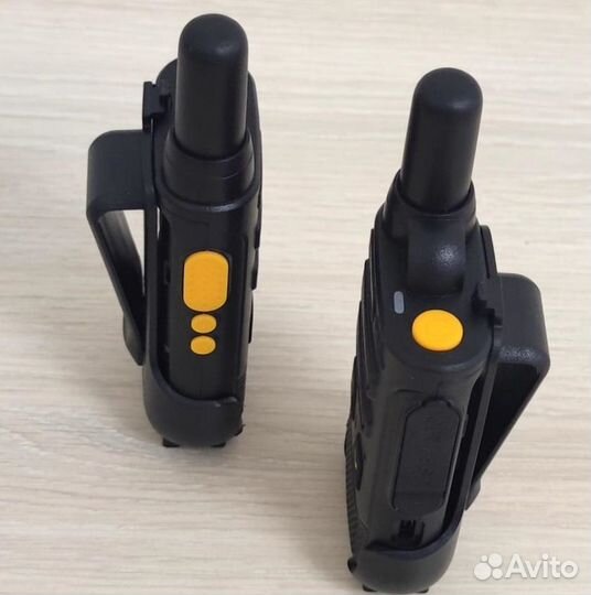 Рация с гарнитурой и наушником, радиостанция