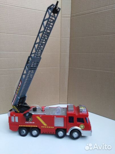 Игрушка пожарная машина