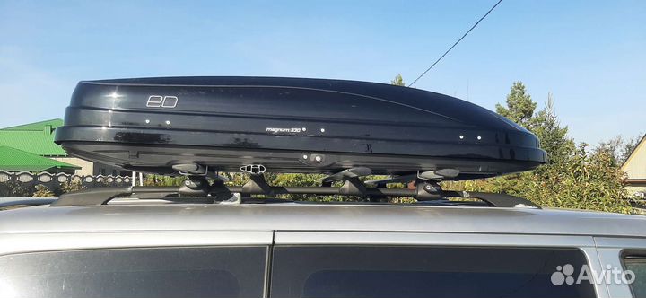 Автобокс с дугами