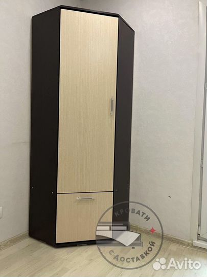 Шкаф распашной