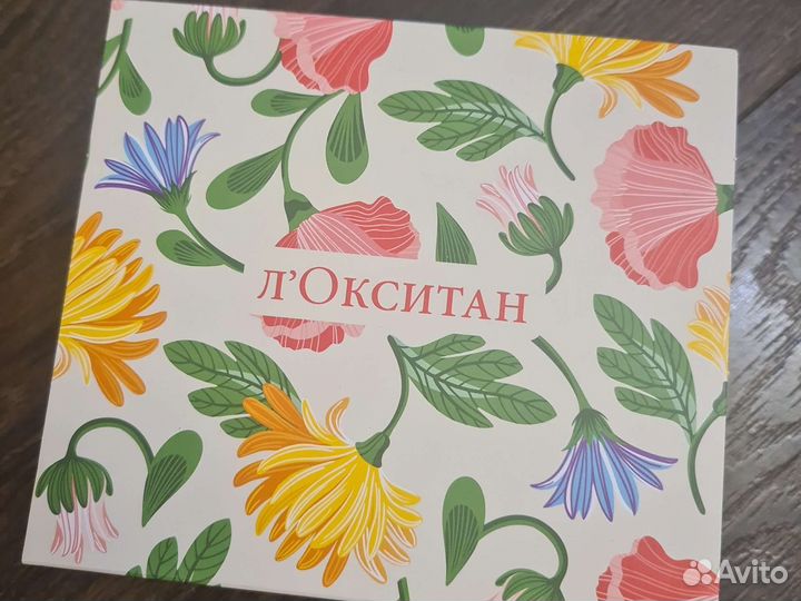 Набор миниатюр Loccitane c Карите