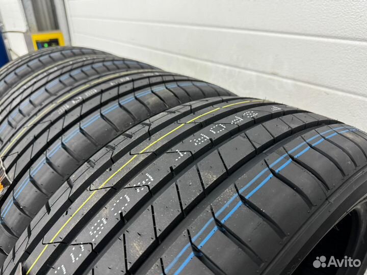 Frztrac Sport RC600 255/40 R21