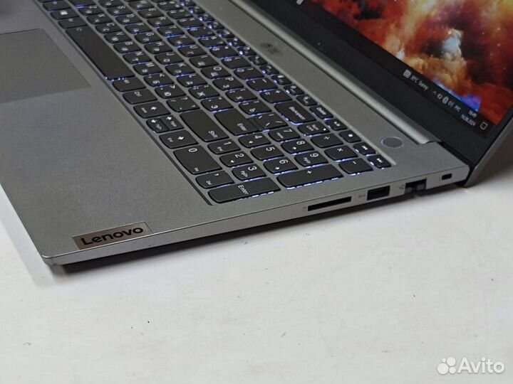 Ноутбук Lenovo 15.6