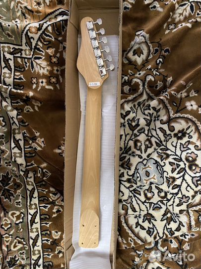 Гриф для электрогитары