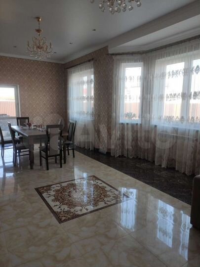 Дом 228 м² на участке 9 сот.