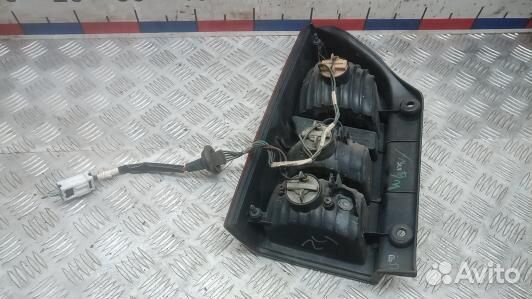 Фонарь задний правый nissan pathfinder R51 (LNK01MY01)