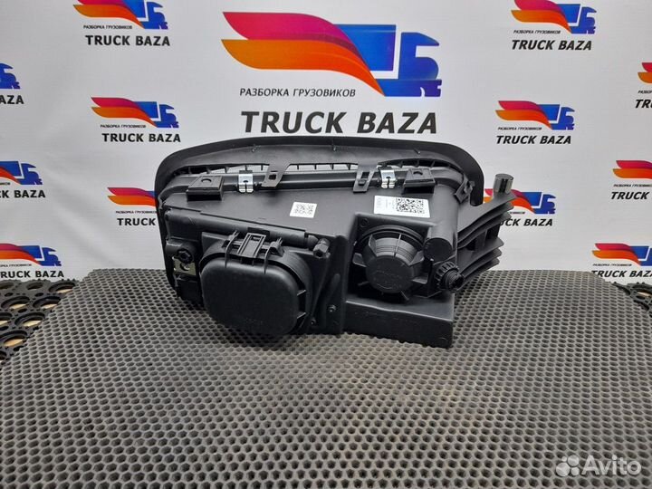 Фара передняя L Man TGA