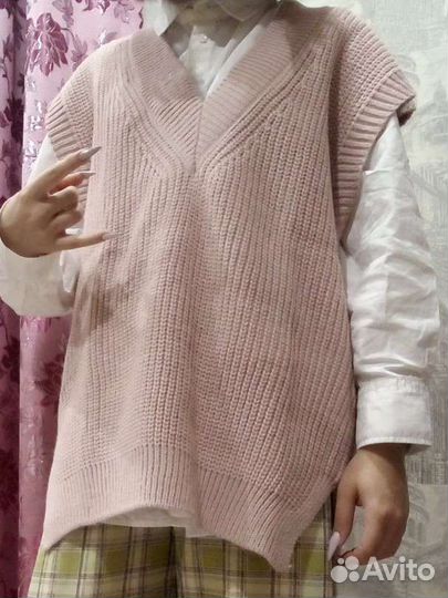 Жилетка вязаная
