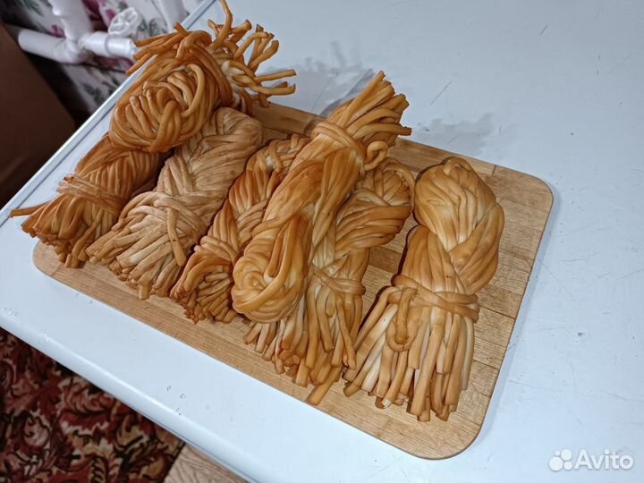 Сыр косичка копченый