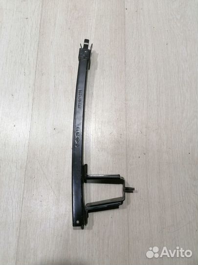 Направляющая стекла Renault megane 3 Прав