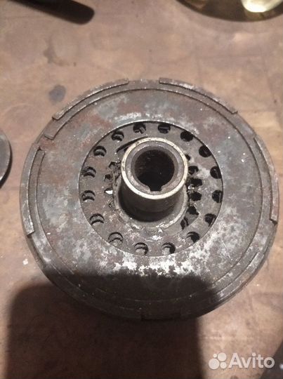 Продам запчасти к Вятка