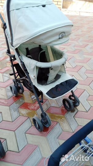 Коляска трость