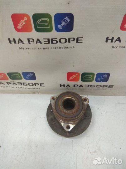 Ступица передняя левая Opel Astra GTC 1.4 2012