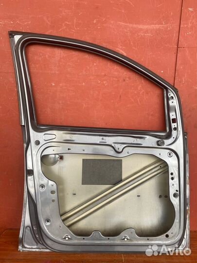 Дверь передняя левая Vw Touran BAG 2004