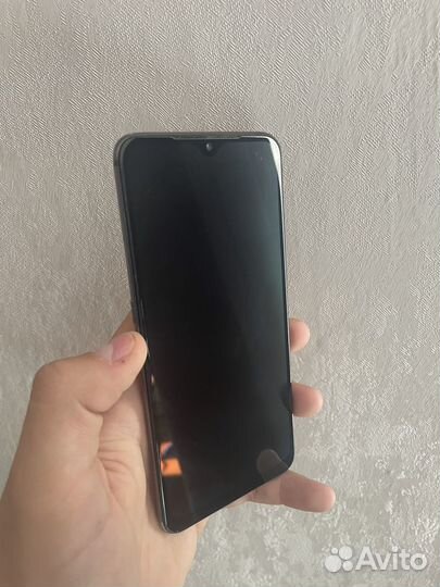 Xiaomi Mi 9, 8/128 ГБ