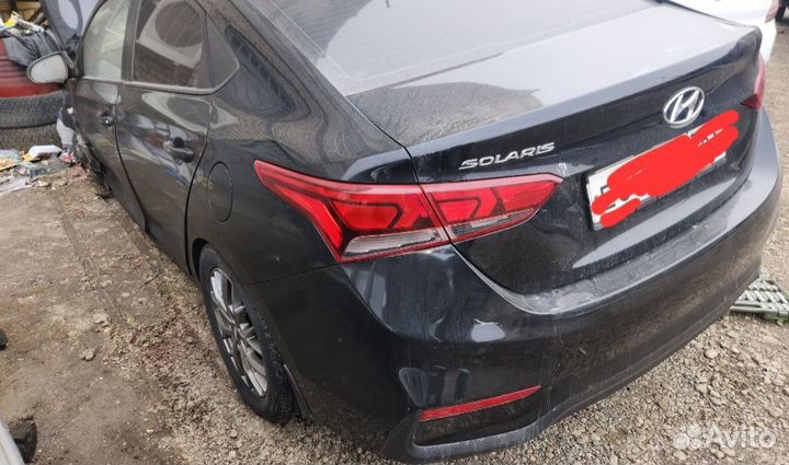 69200H5000 багажник Hyundai Solaris 2 черный бу