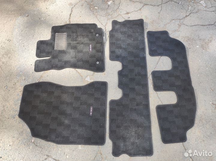 Ковры в салон автомобиля Toyota Wish 2009-2017