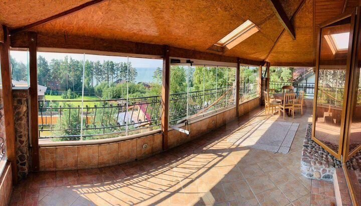 Дом 205 м² на участке 12 сот.