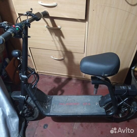 Электросамокат kugoo g1
