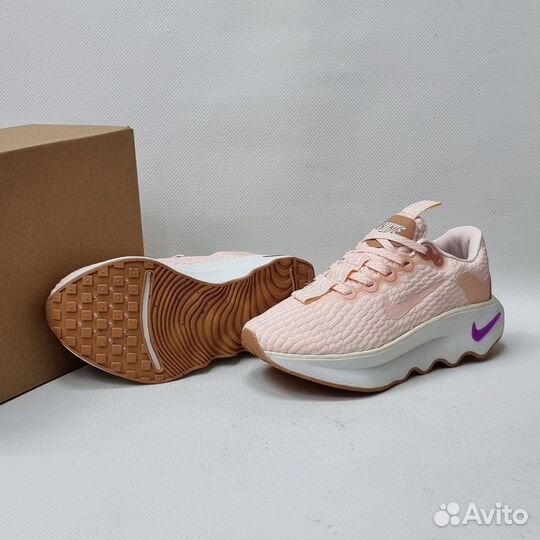 Кроссовки женские nike motiva