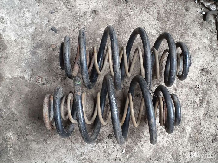 Пружина задняя VW Passat B5