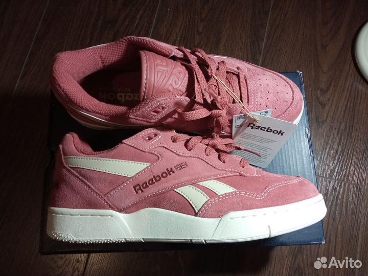 Кроссовки reebok женские