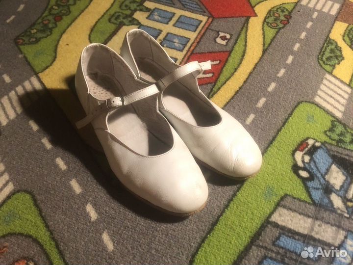 Туфли белые танцевальные