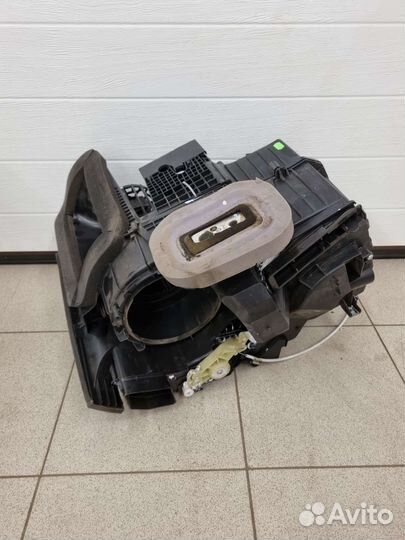 Корпус печки Рено Сандеро, Рено Логан