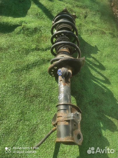 Передняя правая стойка Honda CR-V 2010