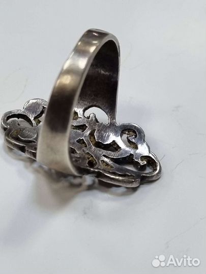 Серебряное кольцо, с марказитами. 925 пробы