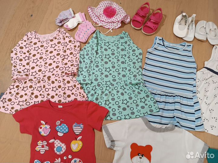 Летний пакет одежды для девочки 92 размер
