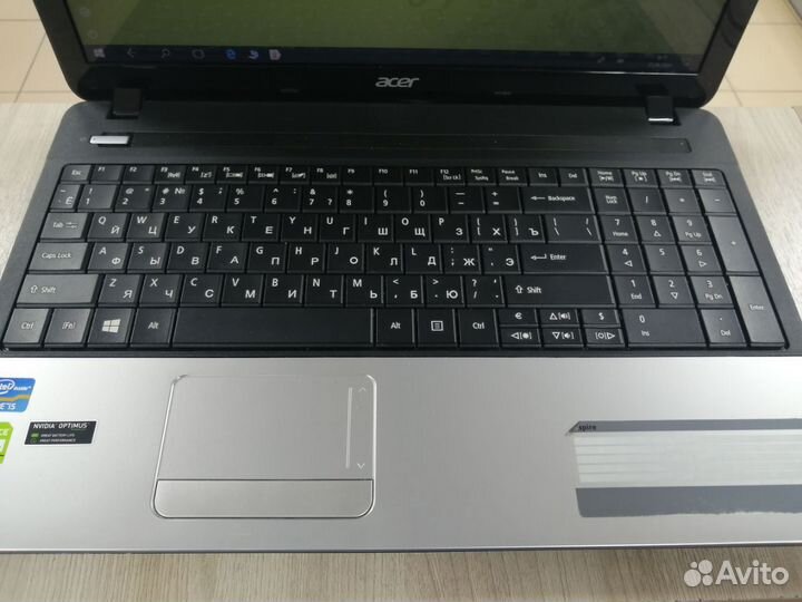 Ноутбук Acer Aspire E1-571G