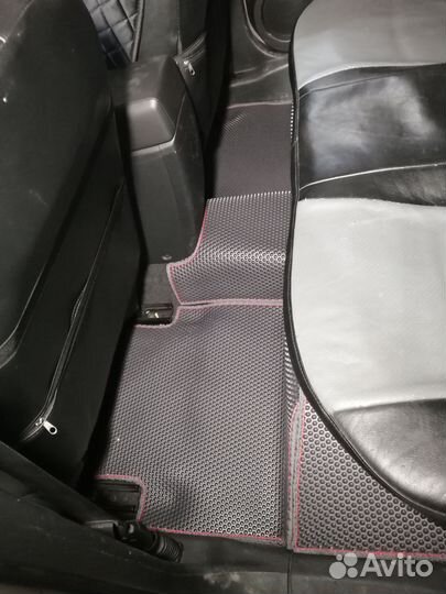 Автоковрики EVA с бортами в Хëндай Санта Фэ-2 эва