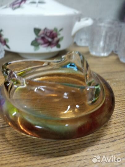 Пепельница цветное стекло чешское