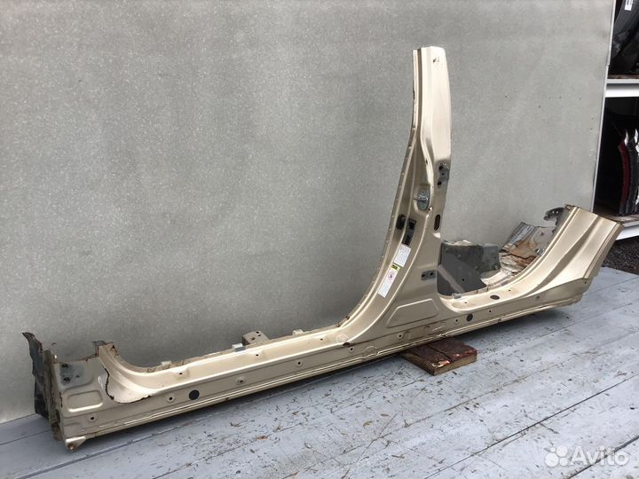 Порог со стойкой левый Toyota Camry XV40 2006-2011