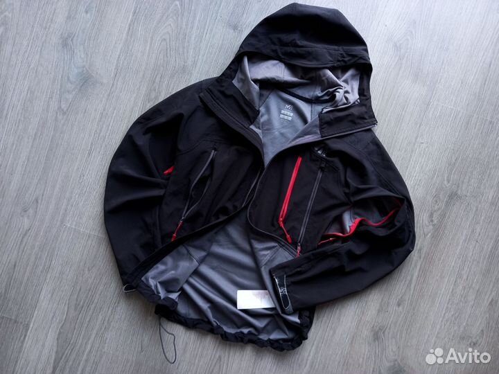 Мембранная куртка Millet - S