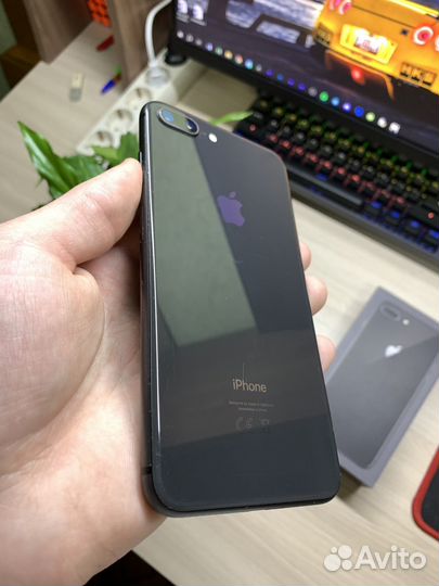iPhone 8 Plus, 64 ГБ