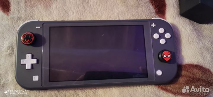 Nintendo switch lite прошитая с играми