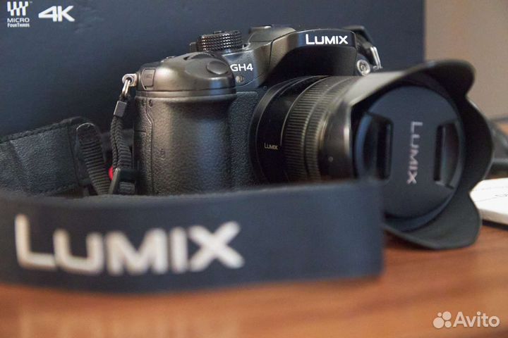 Фотоаппарат Panasonic DMC-GH4 (body + объектив)
