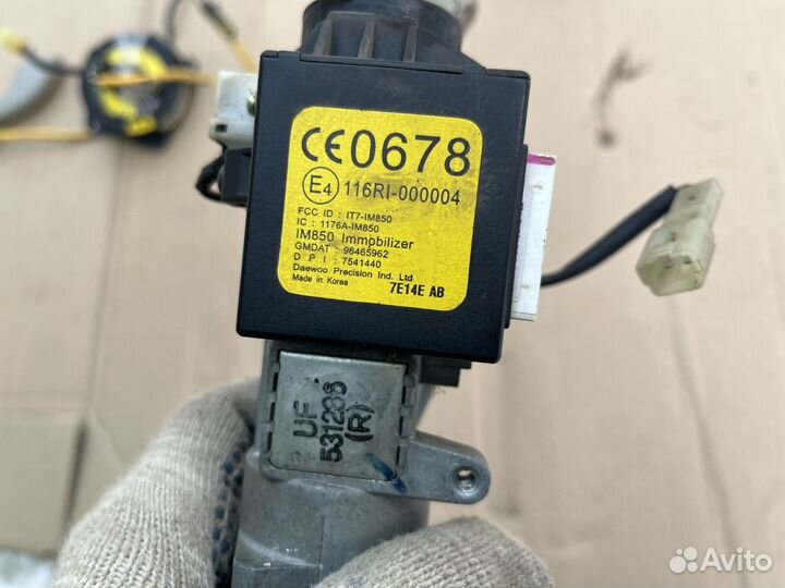 Замок зажигания Шевроле Авео Т250