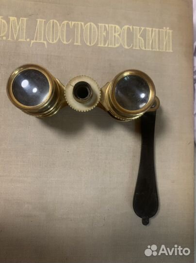 Театральный бинокль