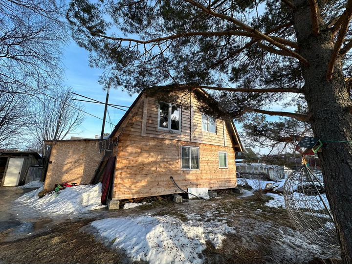 Дача 128 м² на участке 5,5 сот.