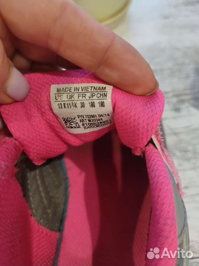 Кроссовки для девочки Adidas 30р