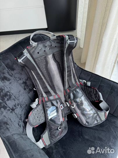 Рюкзак-гидропак Leatt Moto HydraDri WP 2.0 Titaniu