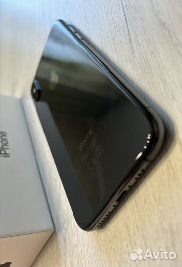 iPhone Xs, 64 ГБ